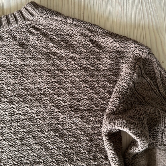 BDG Cable High/Low Crew Neck Knitted Elbow patch Pullover Brown Sweater XS - Picture 8 of 12